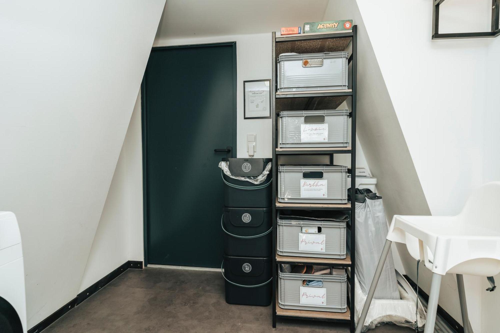 Modernes Tinyhouse Trailer Cabins Am Waldrand - Mit Seezugang Эгинг Экстерьер фото
