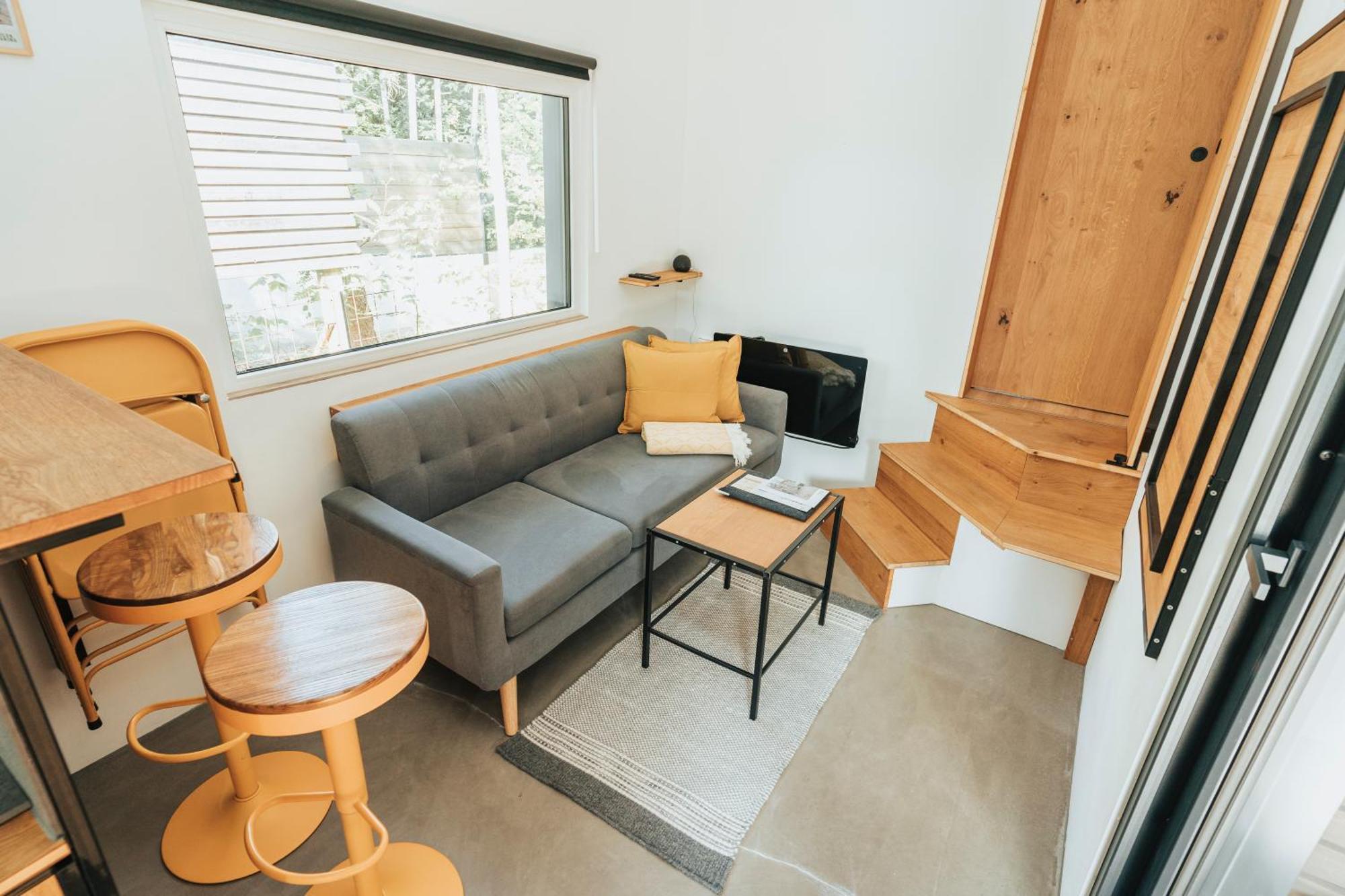 Modernes Tinyhouse Trailer Cabins Am Waldrand - Mit Seezugang Эгинг Экстерьер фото